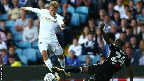 Samuel Saiz and Sone Aluko