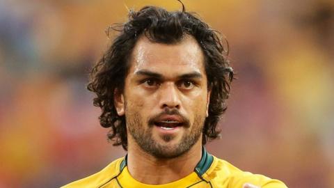 Karmichael Hunt playing for the Wallabies in a game against Italy in 2017