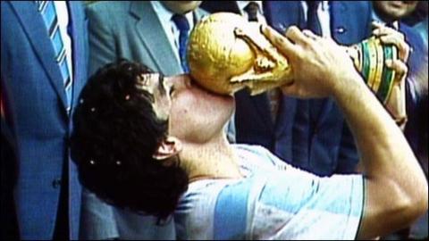 Divisive Dynamo Diego Maradona