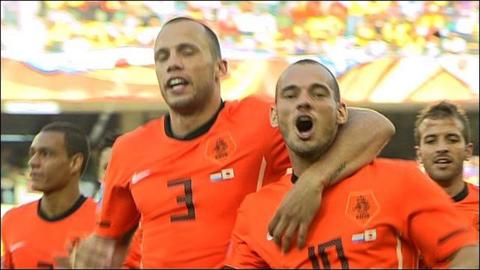 World Cup 2010: Sneijder puts Dutch ahead
