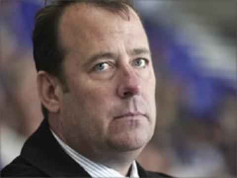 Paul Thompson (Mark Tredgold)