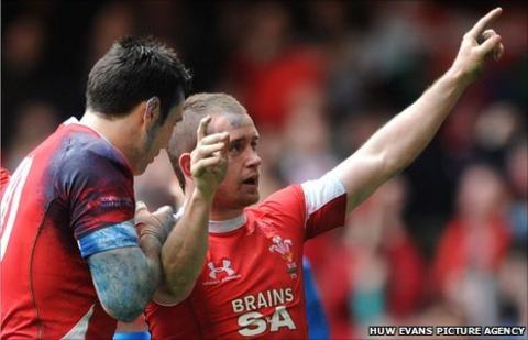 Stephen Jones and Shane Williams