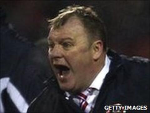 Crawley manager Steve Evans
