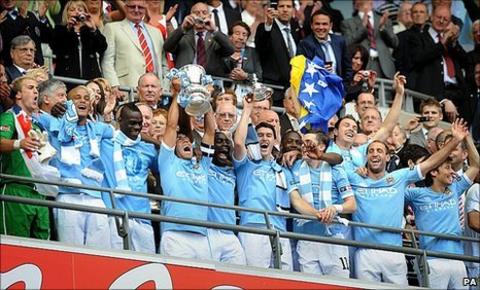 Manchester City celebrate winning the FA Cup