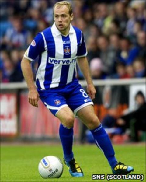 Jamie Hamill in action for Kilmarnock