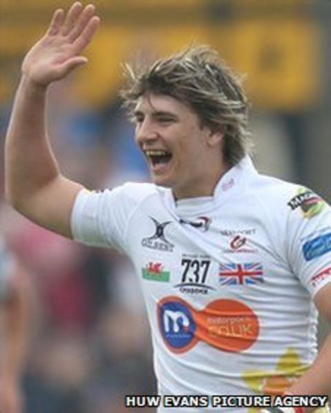 Steffan Jones scored a try on his first start for the Dragons against the Blues
