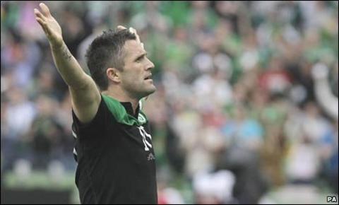 Robbie Keane celebrates his goal for Ireland