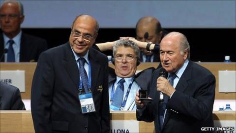 Mohamed Raouraoua (left) and Fifa president Sepp Blatter