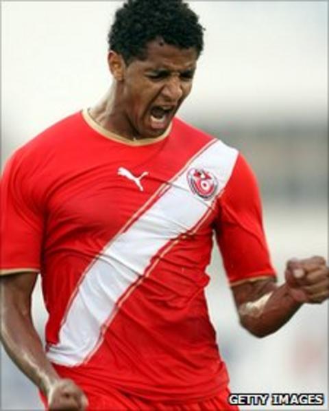 Tunisia striker Issam Jemaa