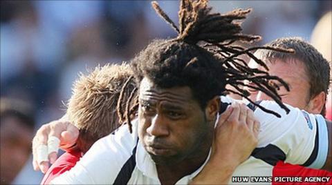 Seru Rabeni takes on Wales in 2007