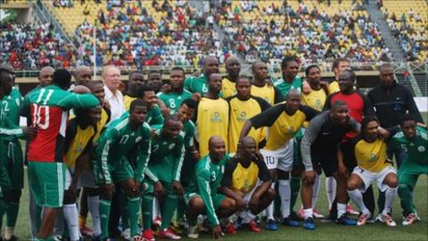 Kanu testimonial ine-up