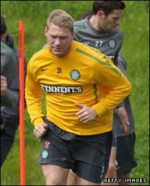Garry O'Connor trains with Celtic
