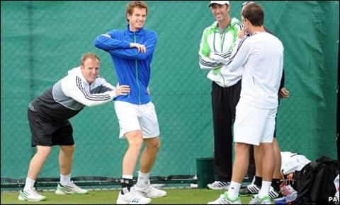 Andy Murray jokes about with his entourage
