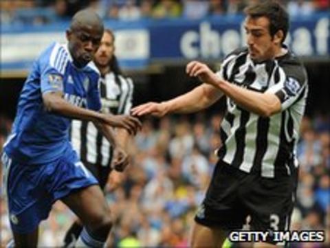 Jose Enrique (right)