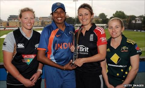 Aimee Watkins, Jhulan Goswami, Charlotte Edwards and Jodie Fields