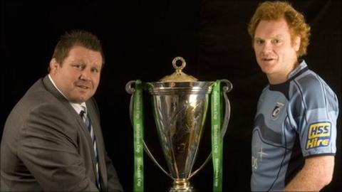 Dai Young with Cardiff Blues captain Paul Tito
