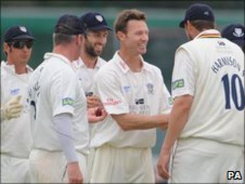 Callum Thorp takes his sixth wicket at Aigburth