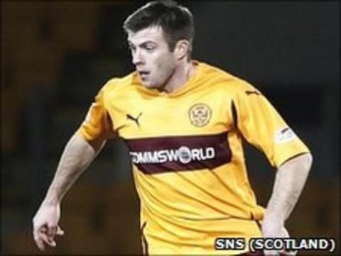 Motherwell midfielder Steven Jennings