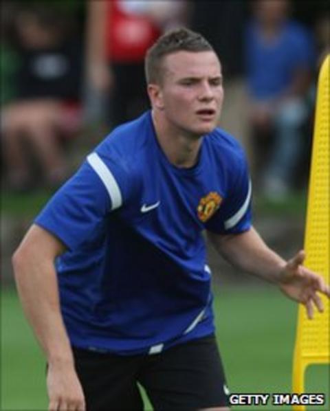 Manchester United midfielder Tom Cleverley