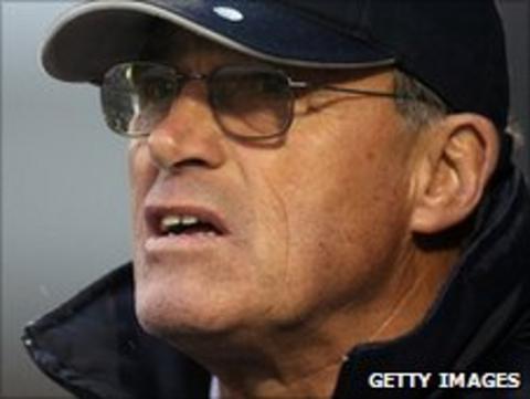 Crewe Alexandra manager Dario Gradi