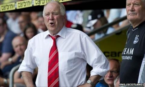 Aberdeen manager Craig Brown