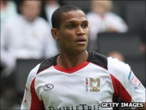 Mathias Doumbe