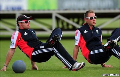 Ian Bell and Stuart Broad