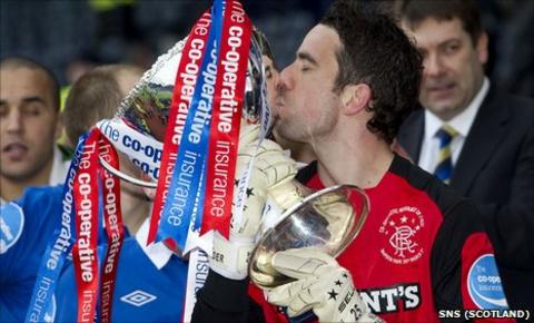 Rangers keeper Neil Alexander celebrates the League Cup final victory