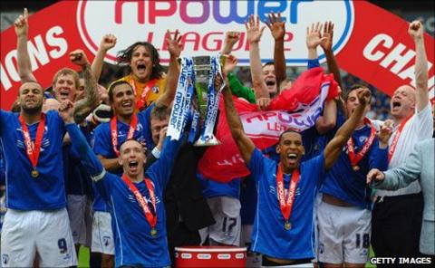 Chesterfield celebrate the League Two title