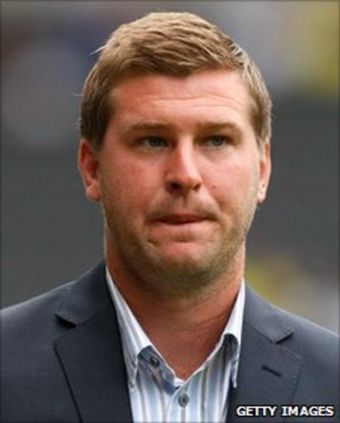 Karl Robinson