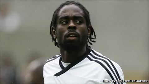 Nathan Dyer