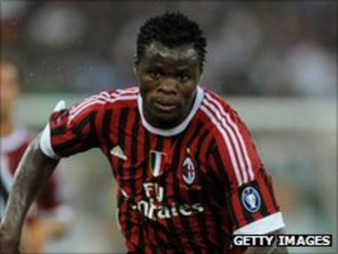 Defender Taye Taiwo
