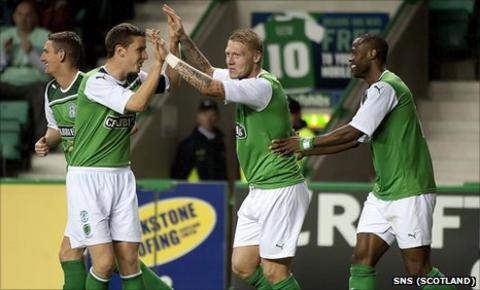 Hibernian players celebrate scoring against Berwick Rangers