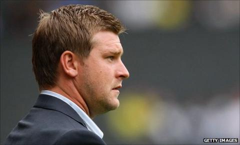 Karl Robinson