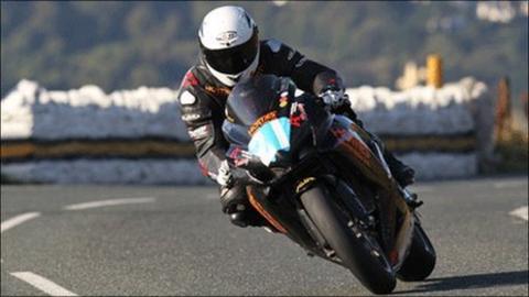 Photo Dave Kneen - manxphotosonline