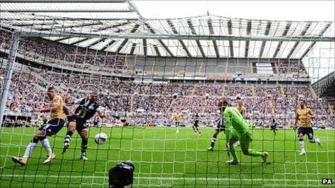 Newcastle striker Leon Best