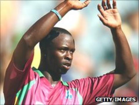 Kemar Roach