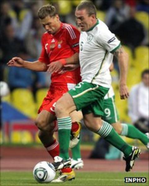 Richard Dunne and Aleksei Berezutskiy