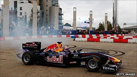 Mark Webber in a Red bull demonstration in Cardiff