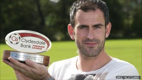 Dunfermline goalkeeper Paul Gallacher