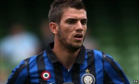 Newcastle full-back Davide Santon