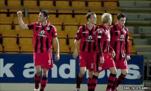 St Mirren got the better of St Johnstone at McDiarmid Park