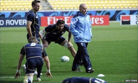Andy Robinson takes Scotland training
