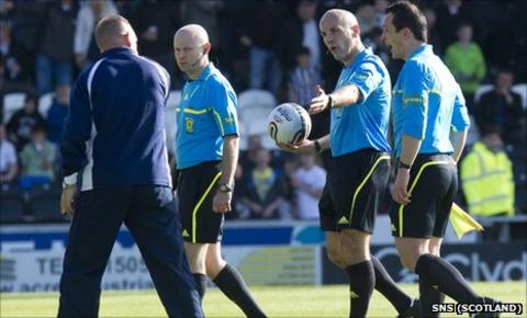 Kenny Shiels (left) confronts match officials at St Mirren Park