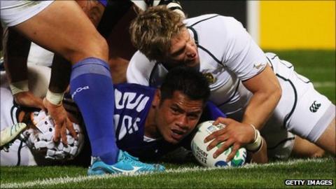 George Stowers scores Samoa's try