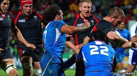 Gethin Jenkins powers through Namibia defence