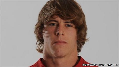 Liam Williams