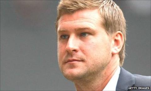 Karl Robinson