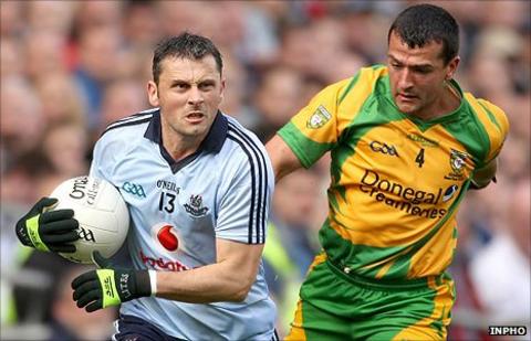 Dublin's Alan Brogan and Frank McGlynn of Donegal