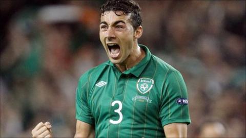 Republic defender Stephen Kelly celebrates making the play-offs after the 2-1 win over Armenia